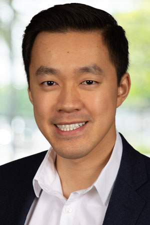 Headshot of Eddie Lee